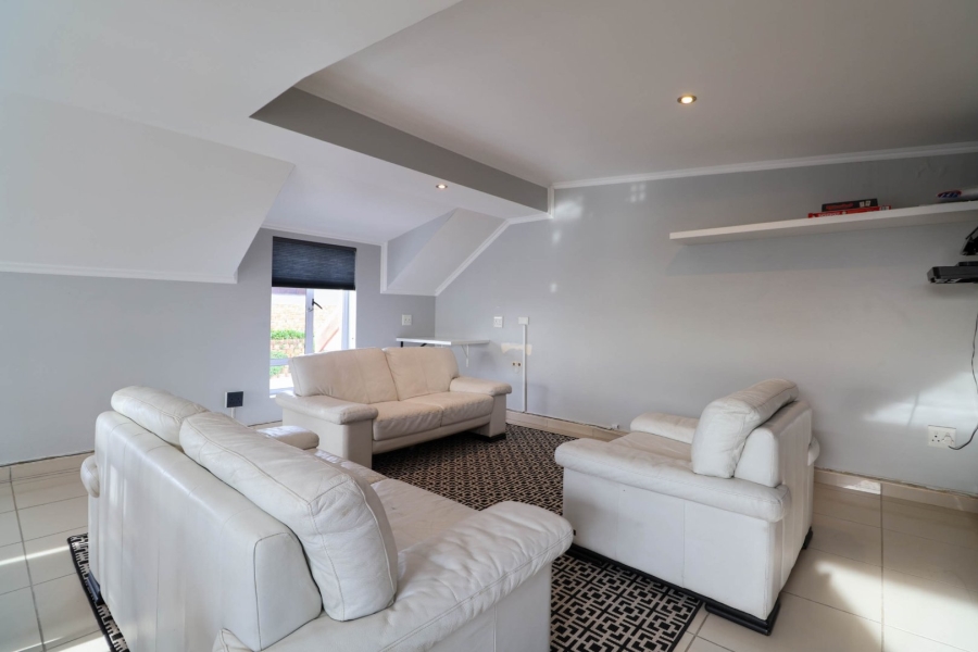 6 Bedroom Property for Sale in Pezula Golf Estate Western Cape